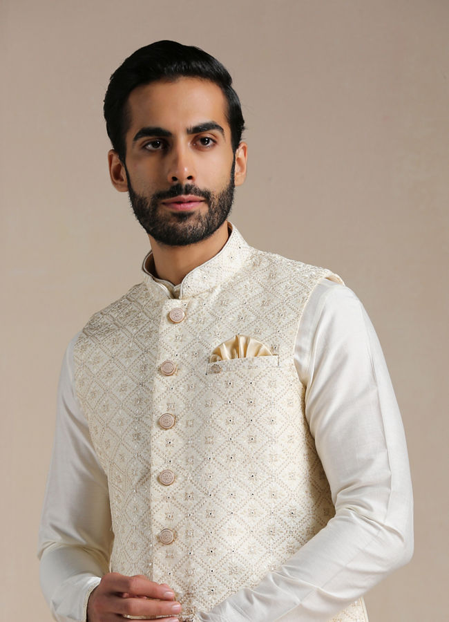 Manyavar kurta pajama on sale jacket